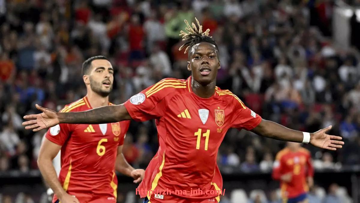 金年会体育-法甲历届冠军球队回顾:谁是法兰西最成功俱乐部?